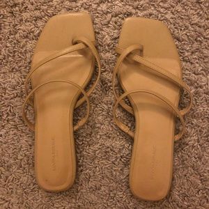 Banana republic sandals in nude